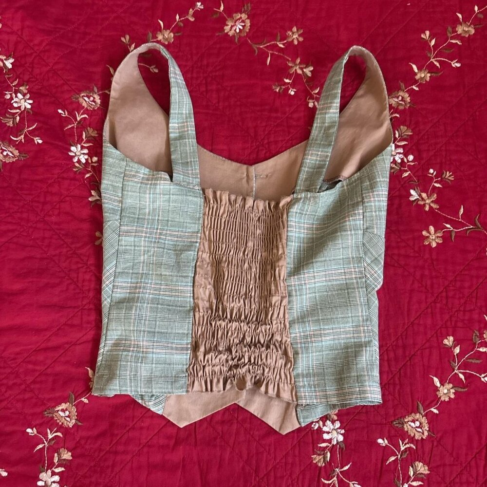 vintage forever 21 f21 sage green plaid vest top with buttons - Picture 6 of 6